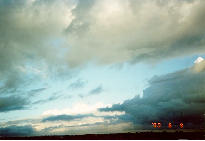 cumulus congestus : Schofields, NSW   9 June 1990