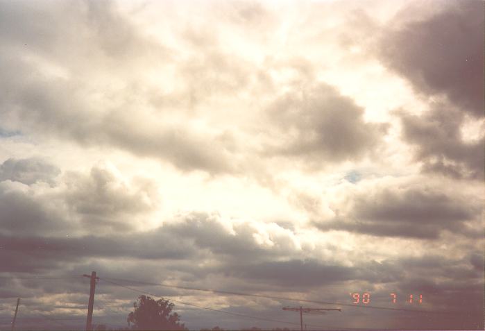 stratocumulus stratocumulus_cloud : Schofields, NSW   11 July 1990