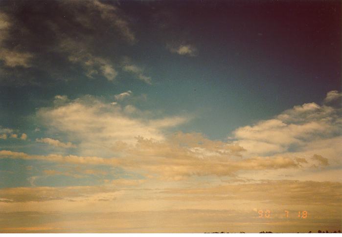 altocumulus altocumulus_cloud : Schofields, NSW   18 July 1990