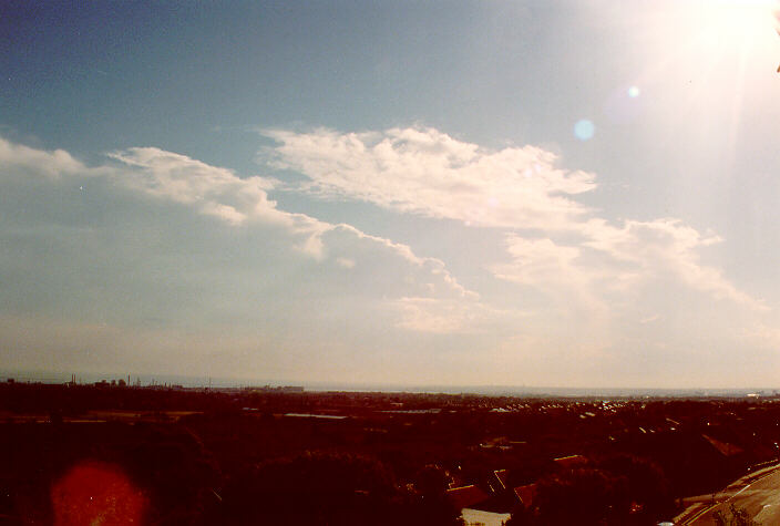 thunderstorm cumulonimbus_incus : Coogee, NSW   30 October 1990