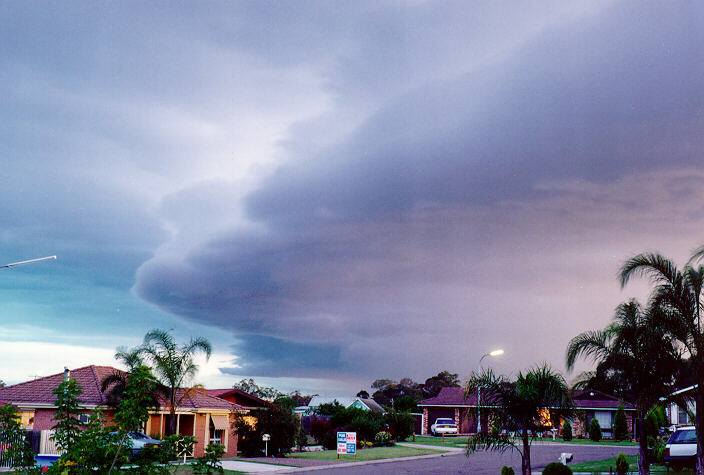 shelfcloud shelf_cloud : Oakhurst, NSW   1 November 1992