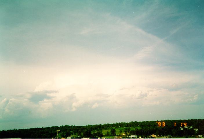 thunderstorm cumulonimbus_incus : Schofields, NSW   14 January 1993