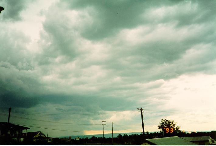 cumulonimbus thunderstorm_base : Schofields, NSW   24 January 1993