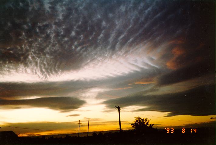 altocumulus lenticularis : Schofields, NSW   14 August 1993