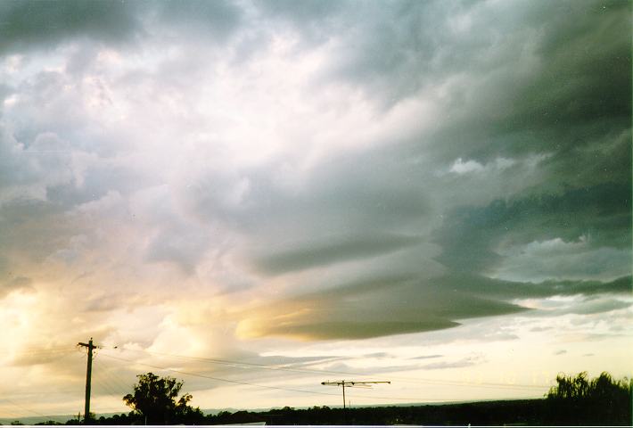 altocumulus lenticularis : Schofields, NSW   17 October 1993