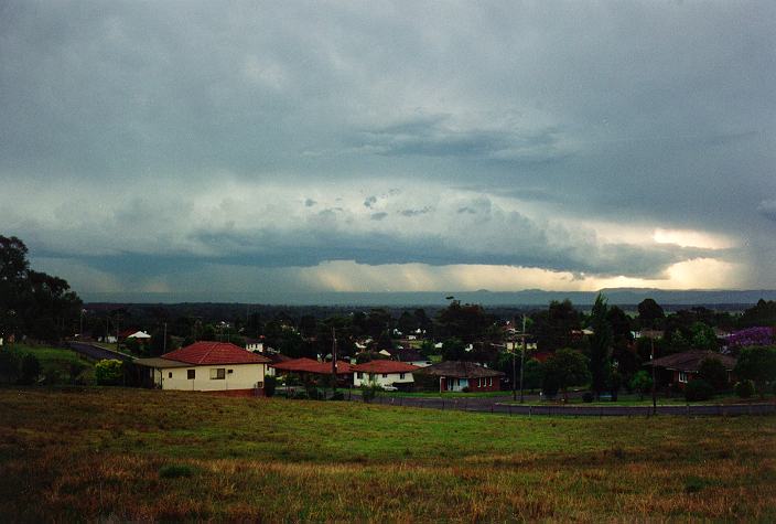 cumulonimbus thunderstorm_base : Riverstone, NSW   19 November 1993