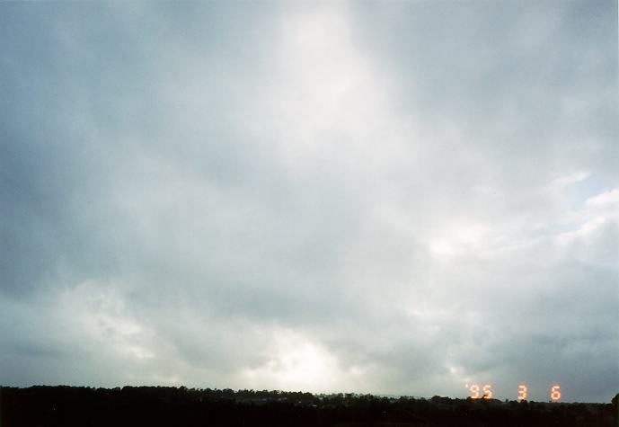 stratus stratus_cloud : Schofields, NSW   6 March 1995