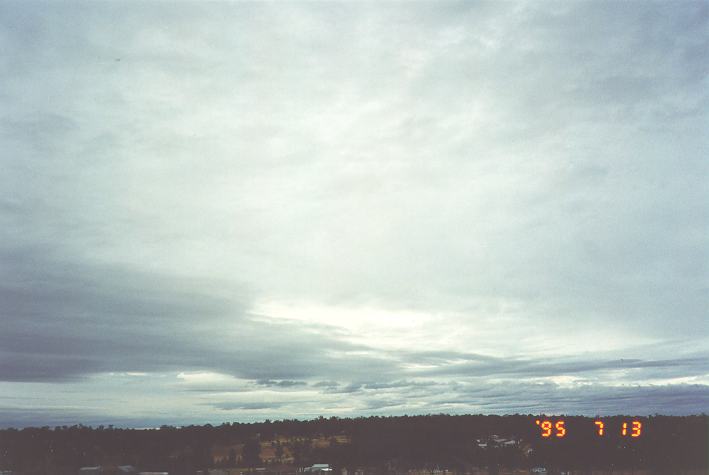 altocumulus altocumulus_cloud : Schofields, NSW   13 July 1995