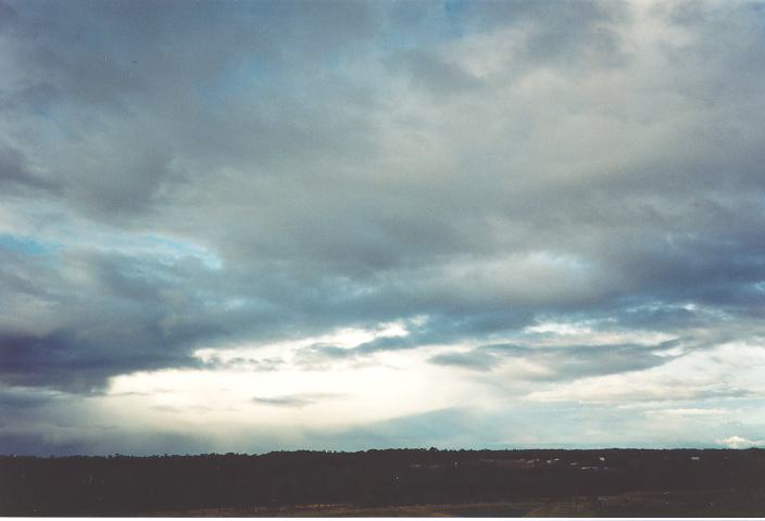 virga virga_pictures : Schofields, NSW   23 July 1995