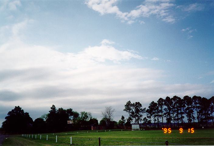 altocumulus altocumulus_cloud : Freemans Reach, NSW   15 September 1995