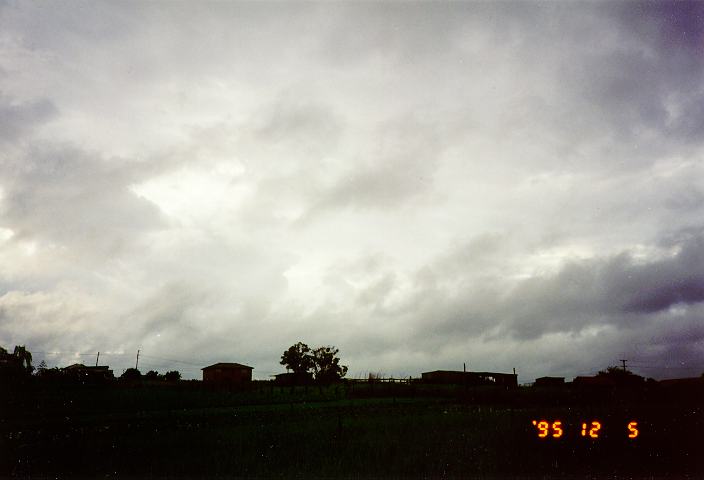 altocumulus altocumulus_cloud : Schofields, NSW   5 December 1995