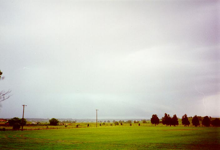 cumulonimbus thunderstorm_base : Brankxton, NSW   10 December 1995