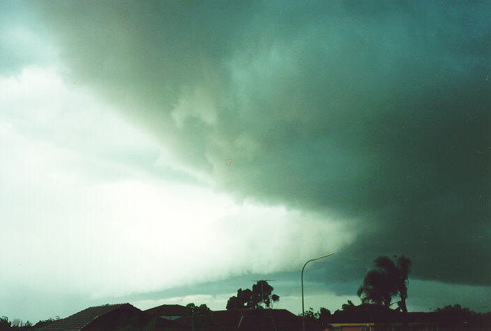 cumulonimbus thunderstorm_base : Oakhurst, NSW   10 December 1995