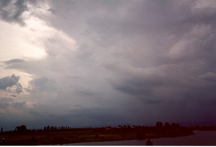 stratocumulus stratocumulus_cloud : Freemans Reach, NSW   31 December 1995