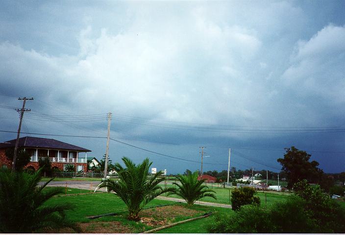 cumulonimbus thunderstorm_base : Schofields, NSW   19 January 1996