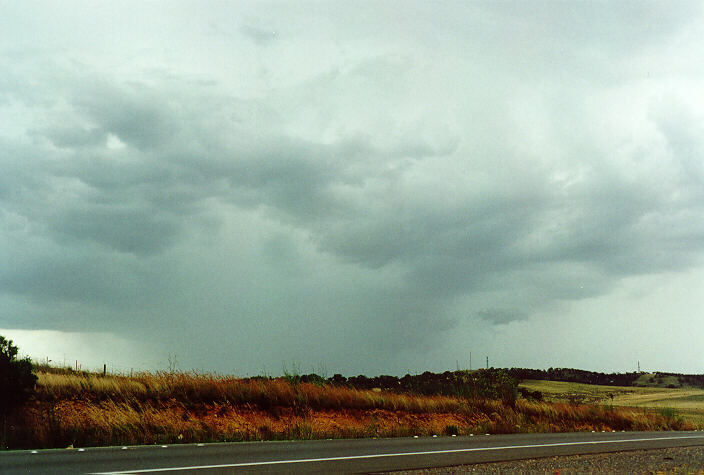 raincascade precipitation_cascade : near Goulburn, NSW   20 January 1996