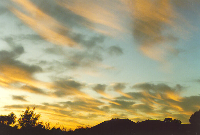 virga virga_pictures : Oakhurst, NSW   21 March 1996