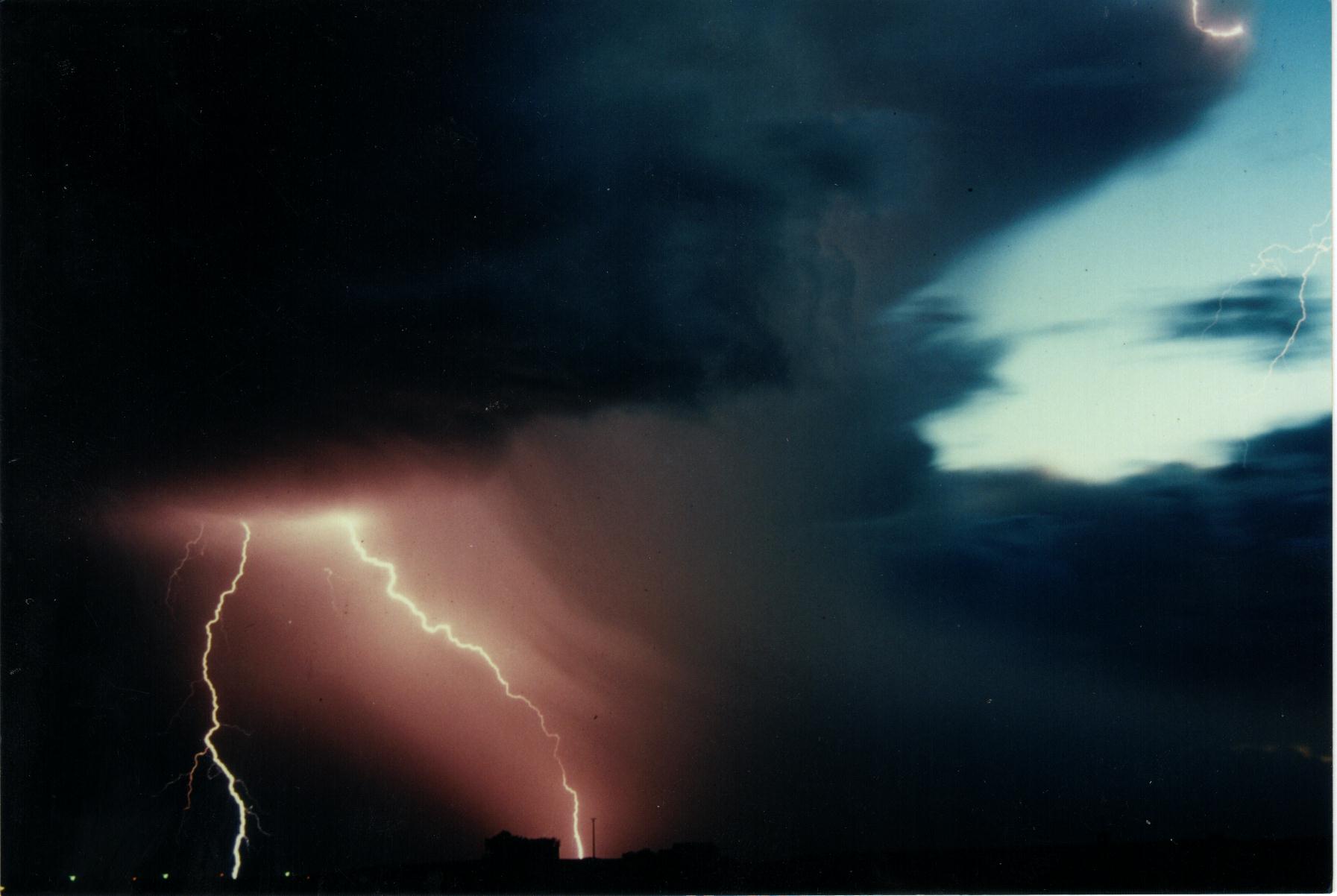 contributions received : Coober Pedy, SA<BR>Photo by Todd Authur   1 December 1996