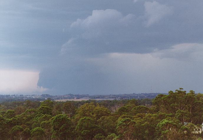 shelfcloud shelf_cloud : Rooty Hill, NSW   7 January 1997