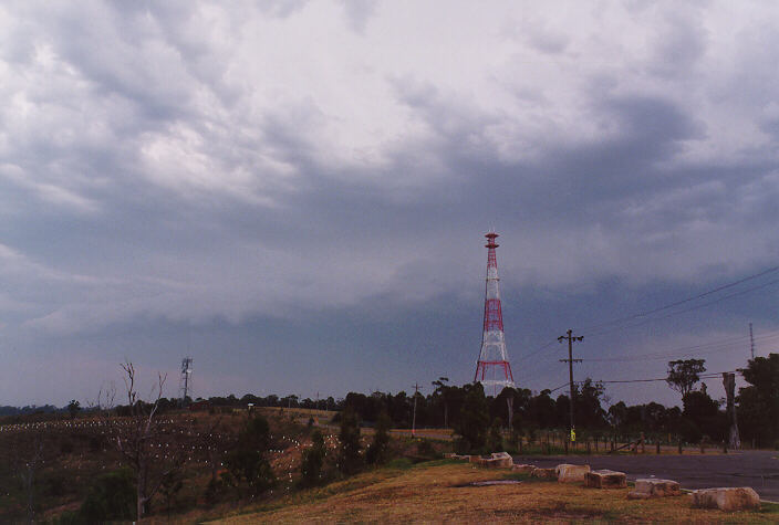 shelfcloud shelf_cloud : Horsley Park, NSW   26 November 1997