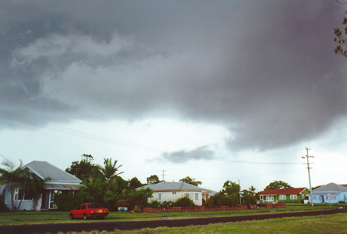 cumulonimbus thunderstorm_base : Ballina, NSW   30 November 1997