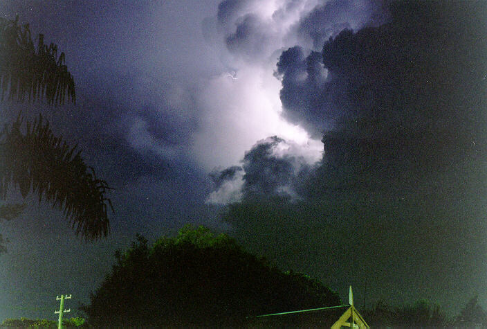 lightning lightning_bolts : Ballina, NSW   24 December 1997