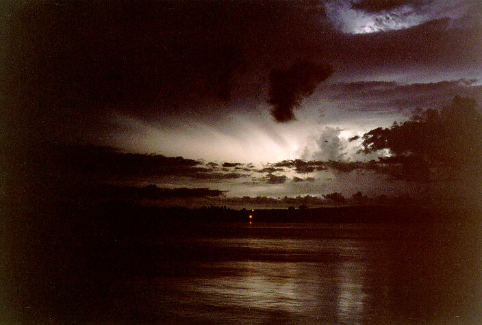 lightning lightning_bolts : Ballina, NSW   26 December 1997