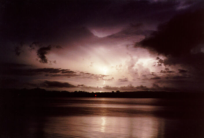 lightning lightning_bolts : Ballina, NSW   26 December 1997