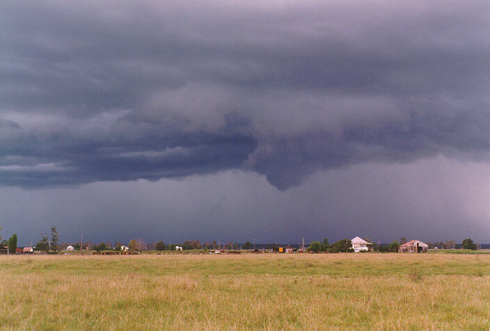 shelfcloud shelf_cloud : Ulmarra, NSW   15 January 1998