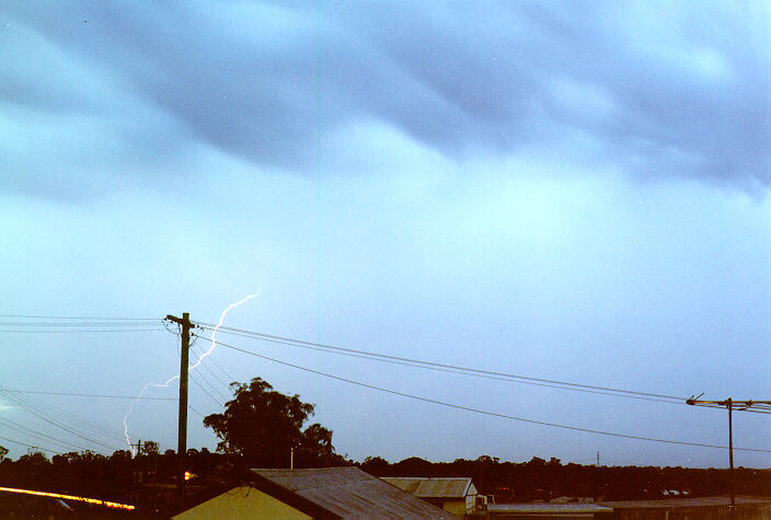 lightning lightning_bolts : Schofields, NSW   4 February 1998