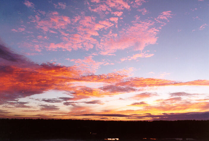 altocumulus altocumulus_cloud : Schofields, NSW   25 April 1998