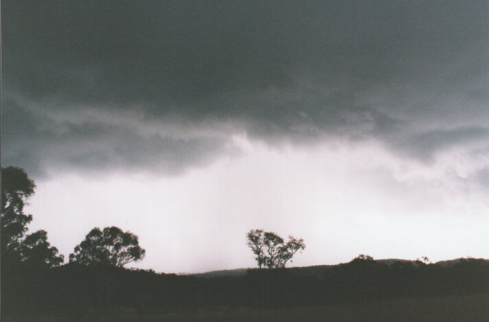 raincascade precipitation_cascade : Storm King Dam, Qld   5 October 1998