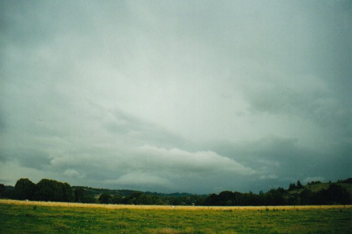 cumulonimbus thunderstorm_base : Bexhill, NSW   28 August 1999