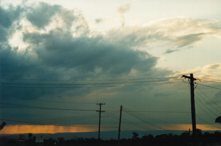 cumulonimbus thunderstorm_base : Schofields, NSW   21 September 1999