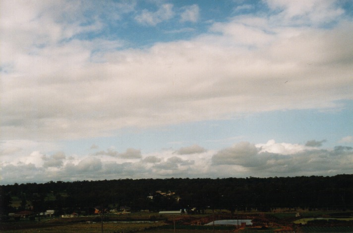 stratocumulus stratocumulus_cloud : Schofields, NSW   28 September 1999