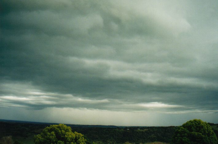 cumulonimbus thunderstorm_base : Rous, NSW   4 October 1999