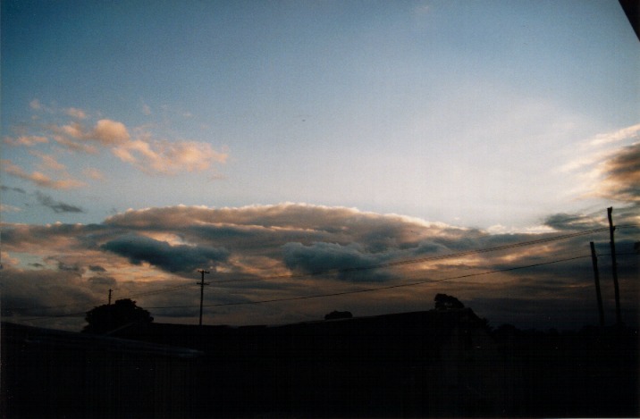 stratocumulus stratocumulus_cloud : Schofields, NSW   3 November 1999