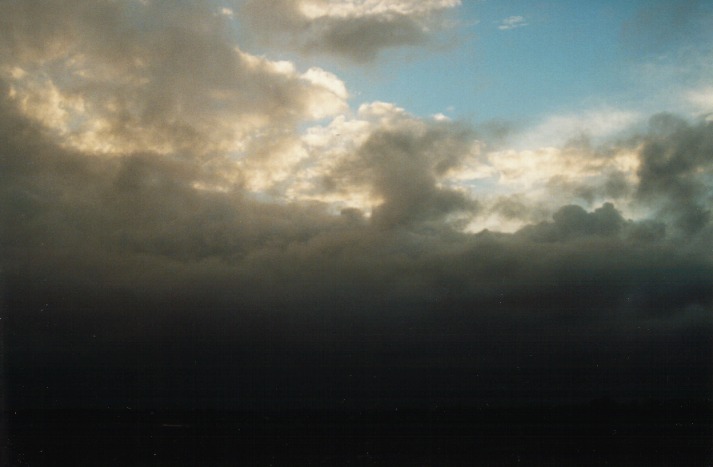 altocumulus altocumulus_cloud : Schofields, NSW   9 March 2000