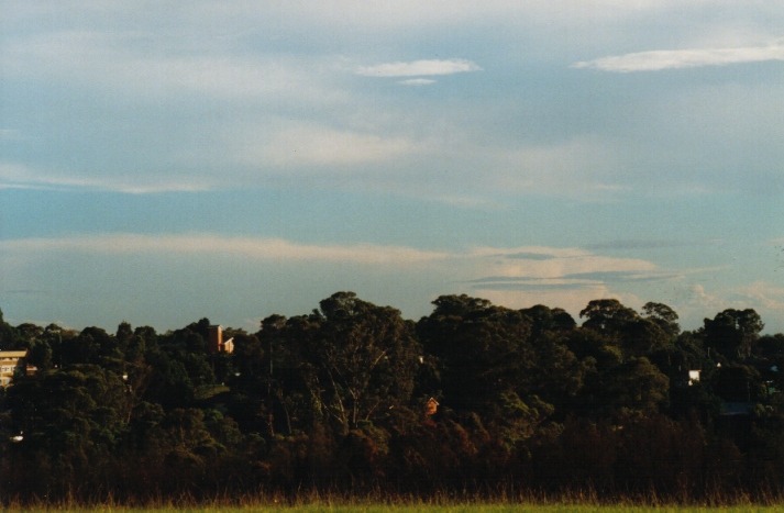 thunderstorm cumulonimbus_incus : Rooty Hill, NSW   3 April 2000