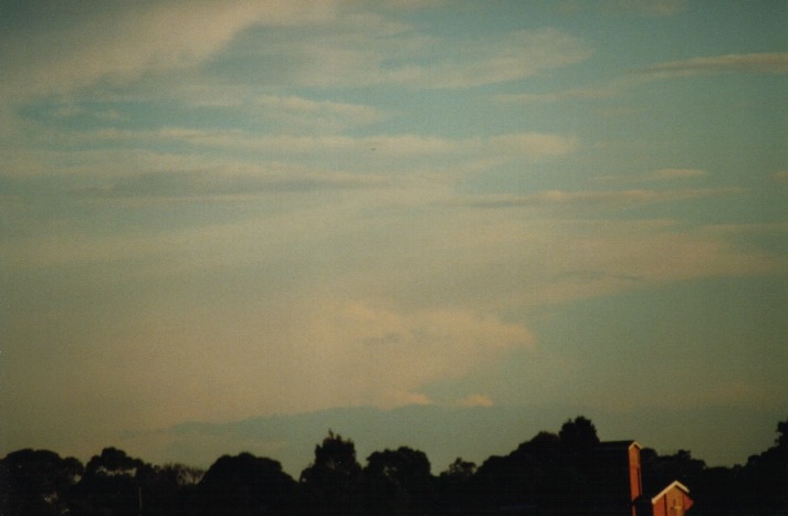 altocumulus altocumulus_cloud : Rooty Hill, NSW   3 April 2000