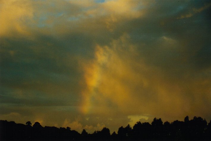 rainbow rainbow_pictures : McLeans Ridges, NSW   11 May 2000