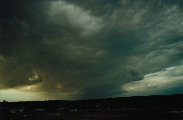 cumulonimbus thunderstorm_base : Schofields, NSW   18 June 2000