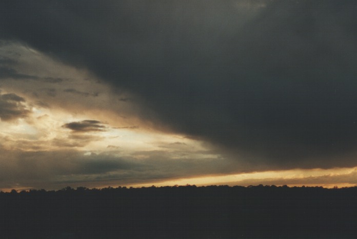 nimbostratus nimbostratus_cloud : Schofields, NSW   23 August 2000