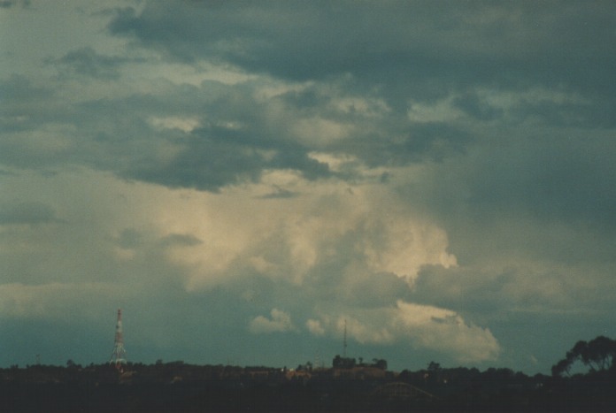 thunderstorm cumulonimbus_incus : Rooty Hill, NSW   23 August 2000