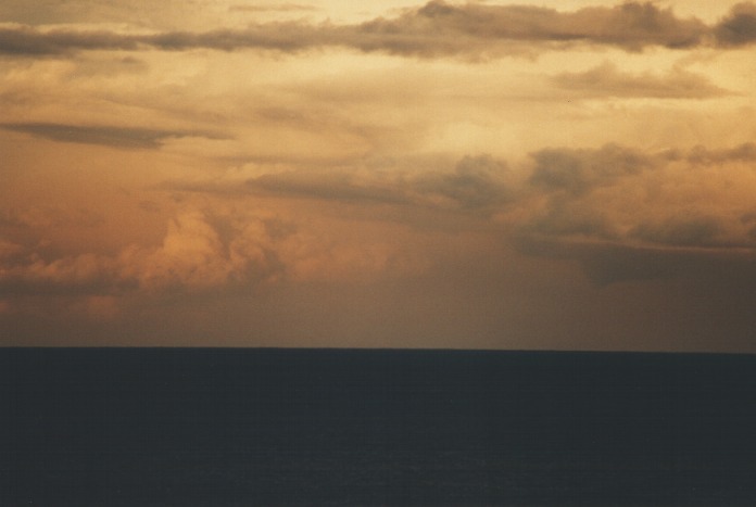 cumulonimbus thunderstorm_base : North Head, NSW   28 August 2000