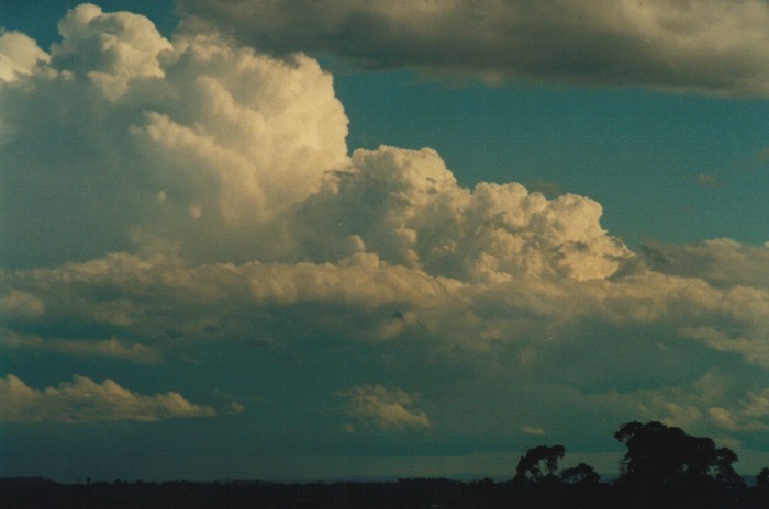 cumulonimbus supercell_thunderstorm : Kemps Creek, NSW   19 October 2000