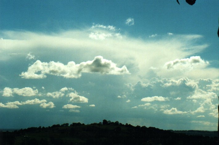 thunderstorm cumulonimbus_incus : Tregeagle, NSW   25 October 2000