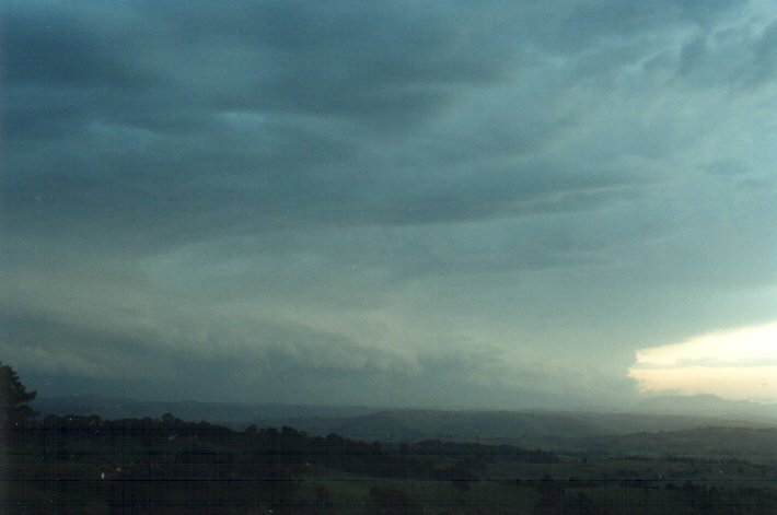 cumulonimbus thunderstorm_base : McLeans Ridges, NSW   26 October 2000