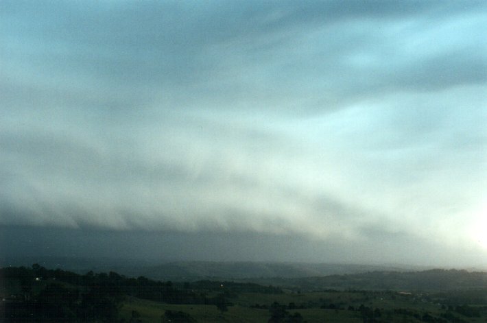 cumulonimbus thunderstorm_base : McLeans Ridges, NSW   26 October 2000