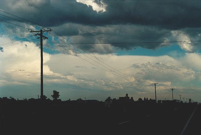 cumulonimbus supercell_thunderstorm : Scone, NSW   3 November 2000